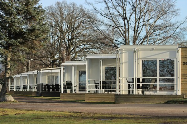 Comment organiser un camping pour une expédition de randonnée en région de collines?